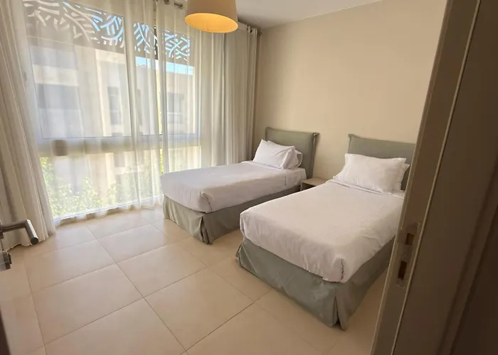 Apartman Mangroovy 2br Penthouse, Access, Pool & Sea Views & Private Rooftop Terrace el-Gúna