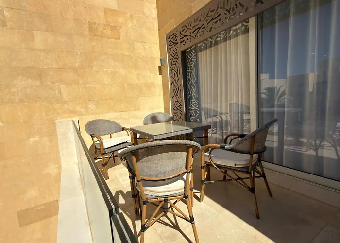 Mangroovy 2br Penthouse, Access, Pool & Sea Views & Private Rooftop Terrace el-Gúna